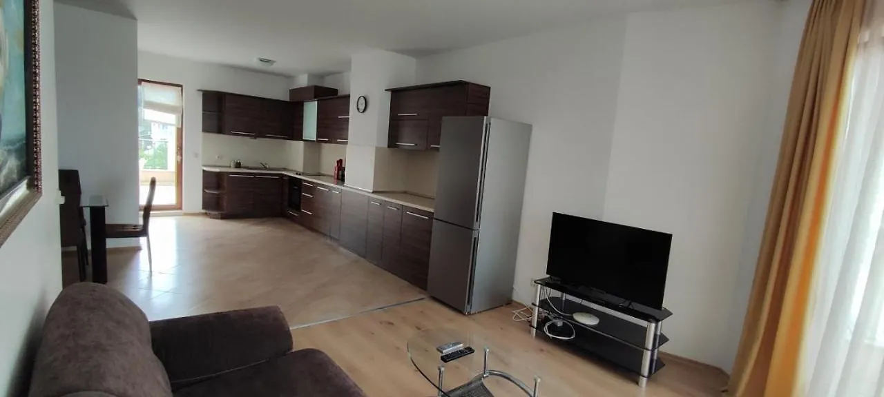 Cabacum Beach Residence Apartment Golden Sands