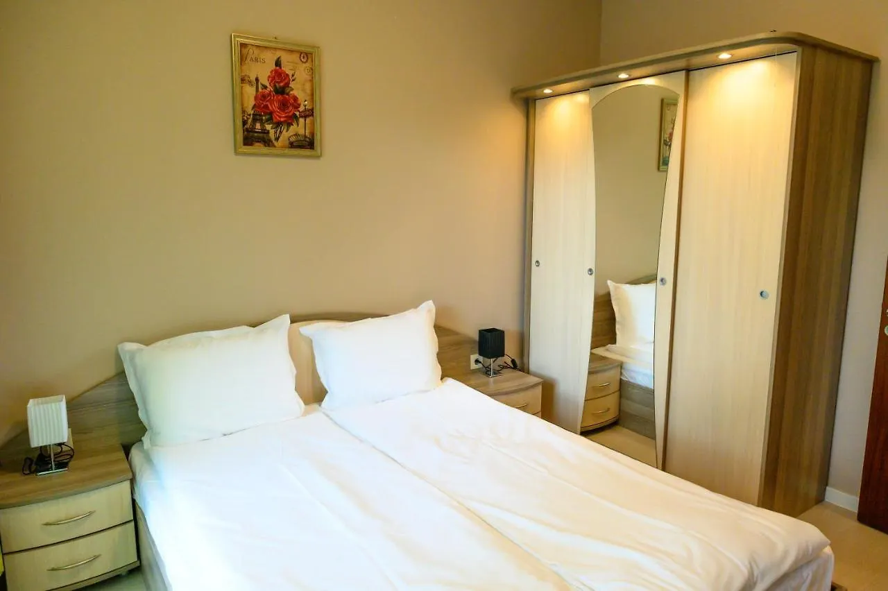 Cabacum Beach Residence Apartment Golden Sands